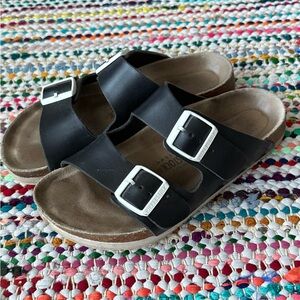 Birkenstock Black/White Arizona Sandals